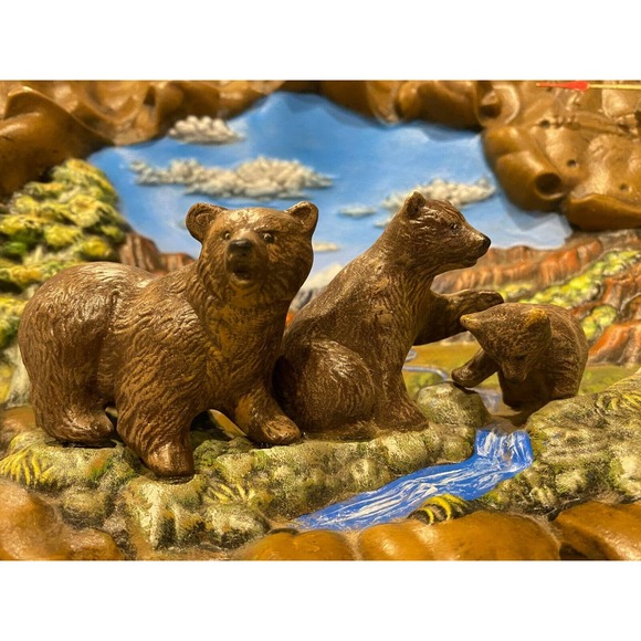 Bear Clock Cabin Lake House Mountains UNIQUE! Tested Works - Picture 2 of 10